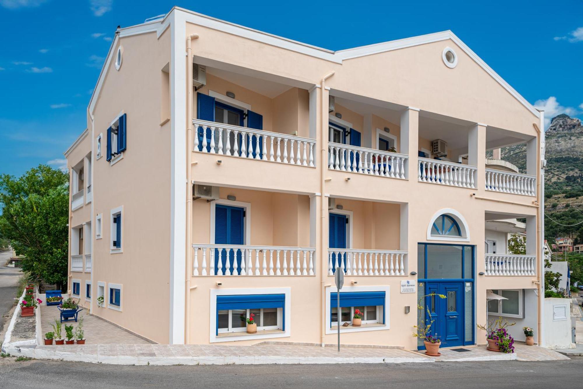 Nefeli Apartments Agia Efimia Eksteriør bilde