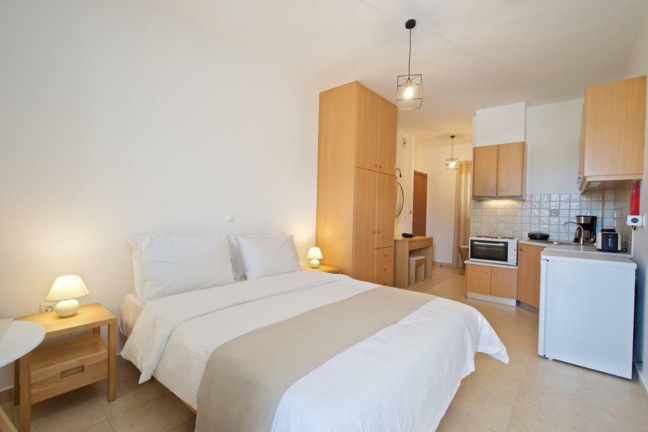 Nefeli Apartments Agia Efimia Eksteriør bilde